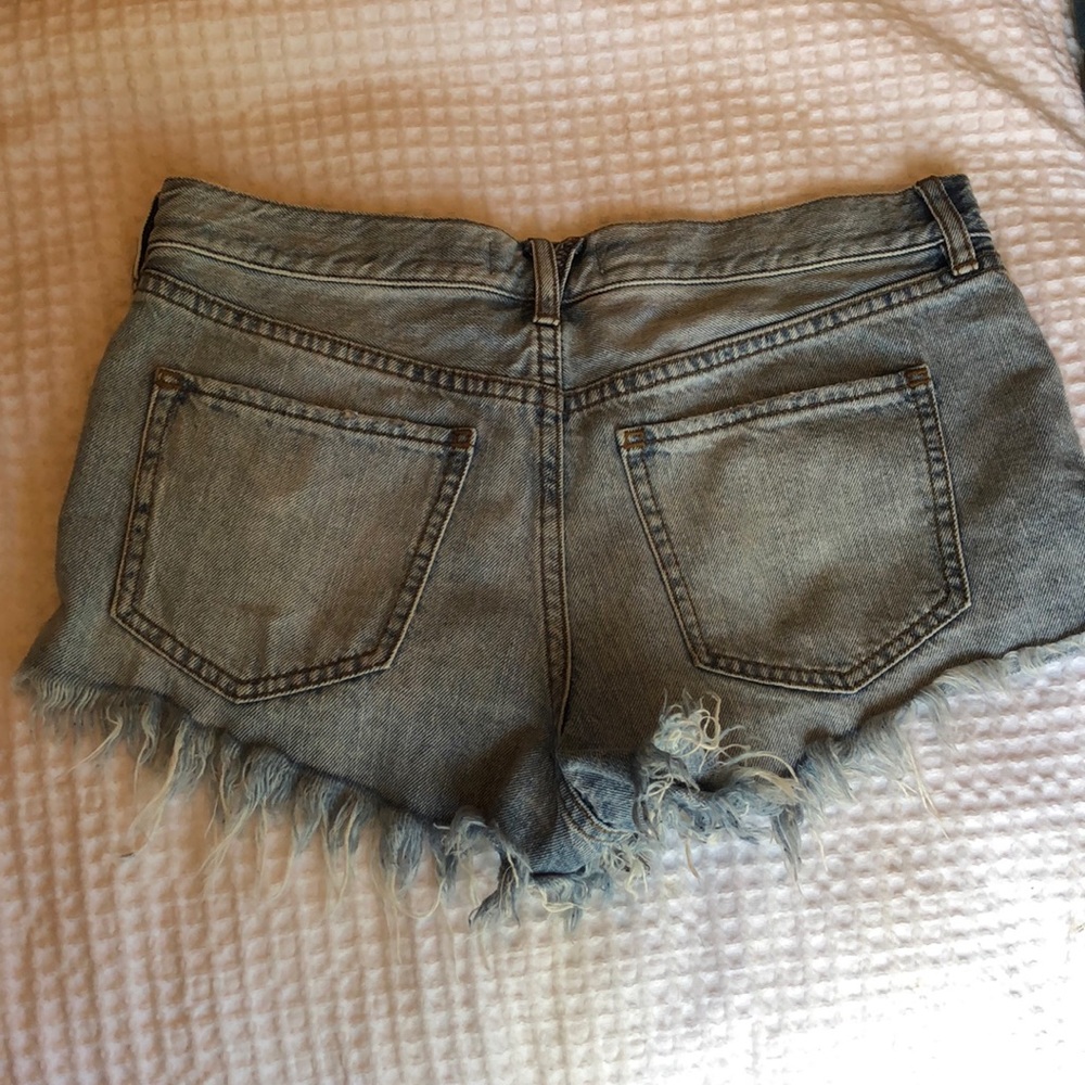 FREE PEOPLE jena shorts size 26 - Picture 2 of 3